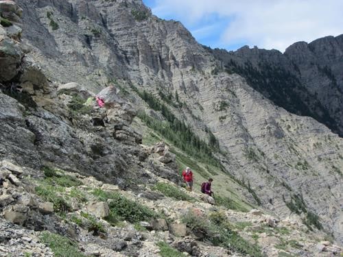 Ivan & Donna pick their way along the ridge