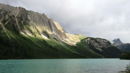 Sherbrooke Lake with Mount Niles to the right