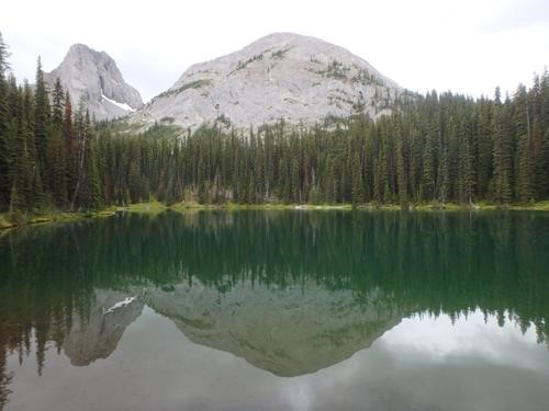 Commonwealth L. and peak (left) & Pig's back