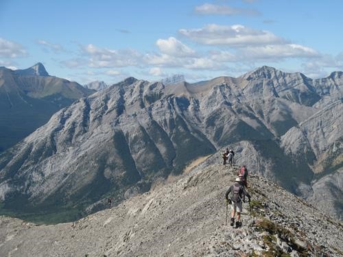 Starting down the NW ridge