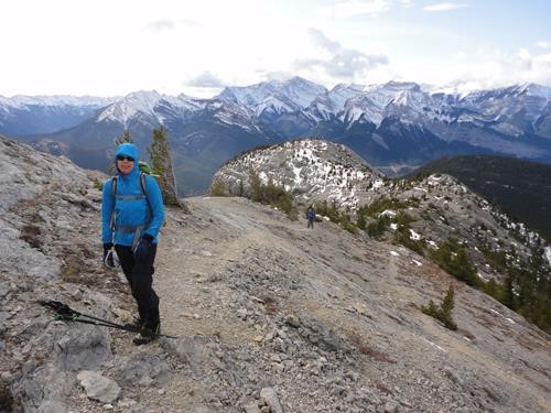 {1701 u m} nears the summit of Mt. Loder