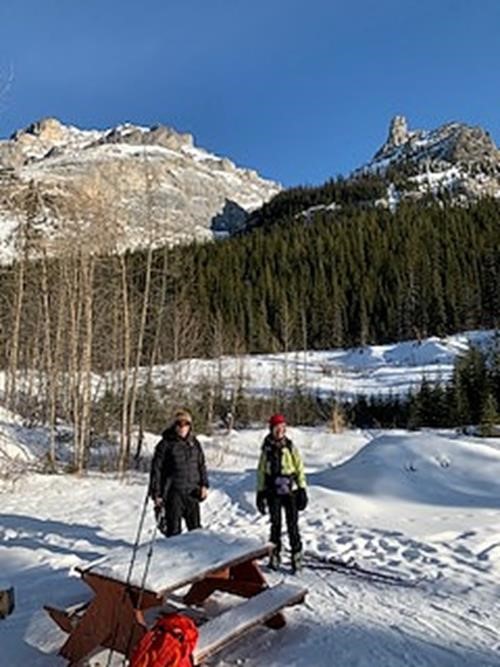{532 Jo Du} and {276 yo de} on Lake O'Hara fore road - the Watch Tower is the pinnacle in the background