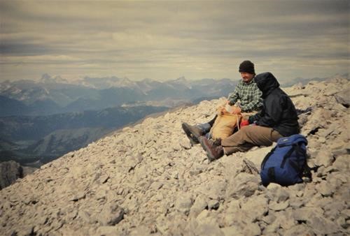 {265 alistair Desmoulins} and {314 gail desmoulins} on the summit of Beehive Mountain