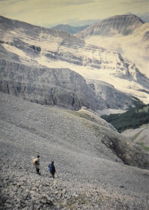 {265 alistair desmoulins} and {314 gail desmoulins} descend Beehive Mountain