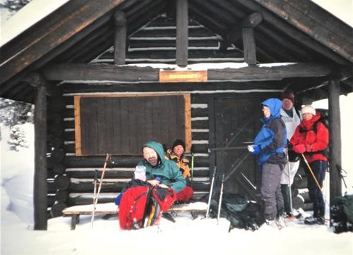Jim, Michael, Sue, {145 ka berg} and {226 j quade} rest at Sunburst cabin in Assiniboine Provincial Park