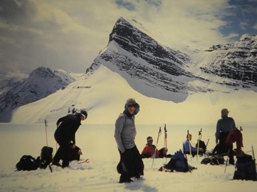 Ramblers enjoy lunch on the Haig Glacier