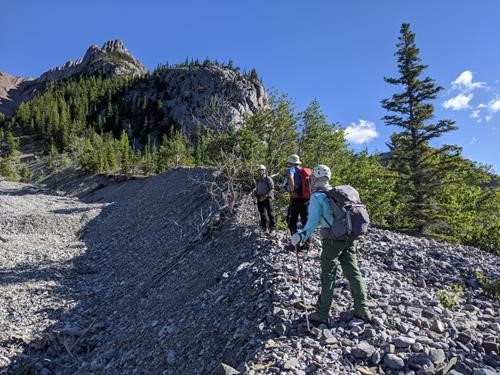 Entering the gully (photo {1701 u m})