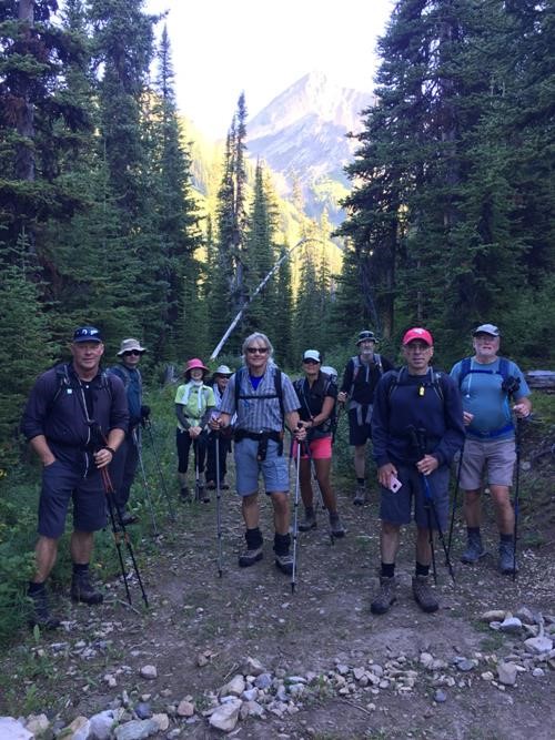 Simon, Brian, Toshiko, Jeannette, Gary, Susan, Peter, Gary, and Krzysztof at turnoff to Headwall Lakes