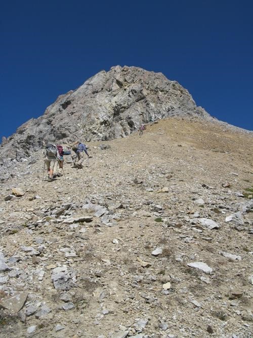 On the way up to the ridge