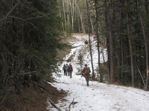 some snow and ice on the ascent back to the parking lot