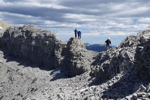 Nardi, Ricardo and John on the ridge between the two sub-peaks of Mt Glasgow