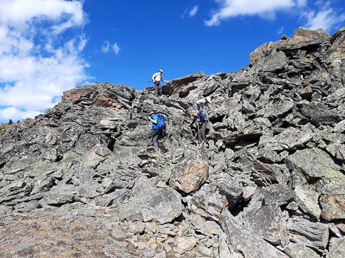 Picking a way through the rocks