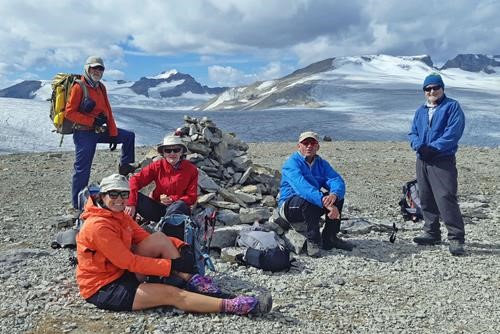 Arnold, Bern, Doug, Carl and Bill on The Onion (Mts Collie and Rhonda in the bkg)