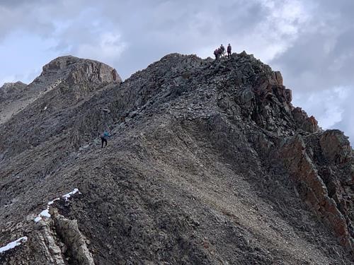 On the ridge above Piggy plus col