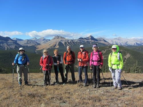 Jane, Barb, Kathy, Mario, Tricia, Sonja & Sim on Surveyors Ridge