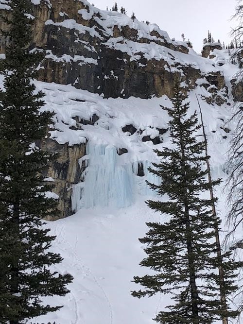 One of the waterfalls at the end of the lake
