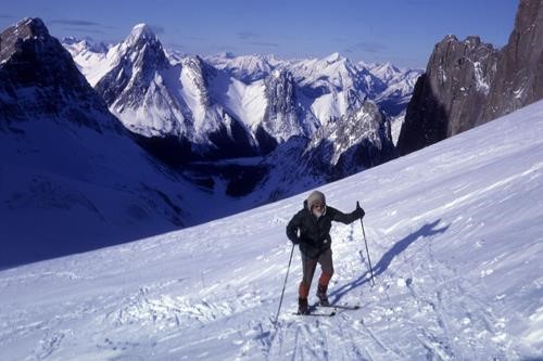 Approaching col at top of Robertson Glacier
