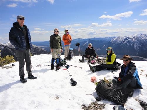 Ramblers lunch on the summit of Anklebiter