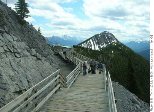 Boardwalk from Sanson Peak to Sulphur Mtn terminal