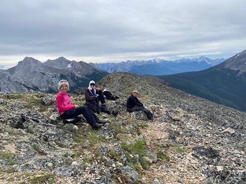 Lunch on Pigeon Mountain 