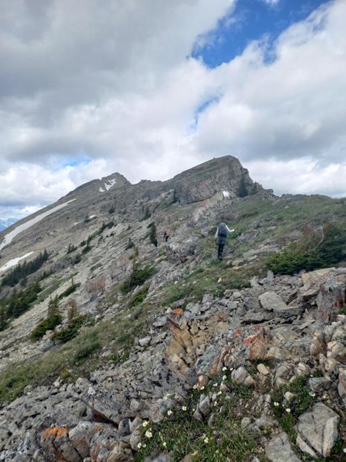 The rocky section of the ridge