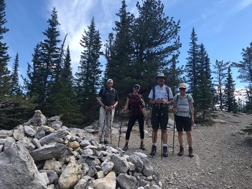Group picture at the pass
