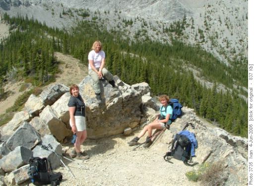 Yamnuska Col