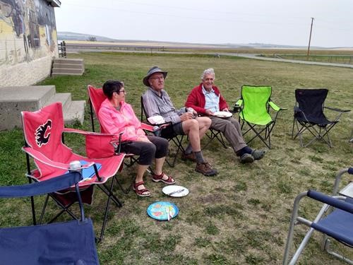 after dinner. {522 br ev}, {177 ron hun}, {1168 john gapp}