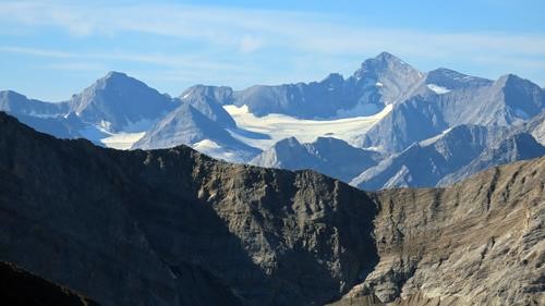 Looking west to a view of Joffre.