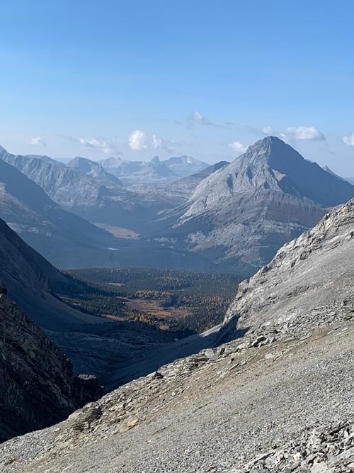 Chester lake, Burstall pass and Commonwealth peak