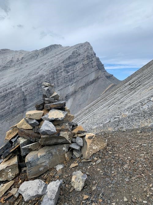 Cairn at Fortress col with Gusty Peak behind