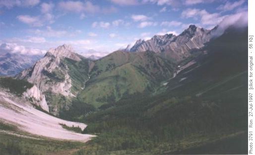 King Creek traverse: view NW from Gap-Elpoca col