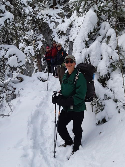 Happy snow hikers on Jewell Pass