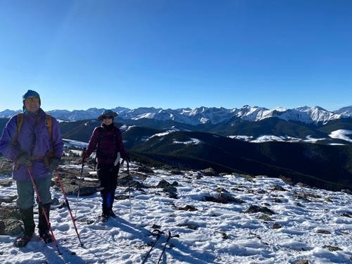 More of the mountain panorama 
