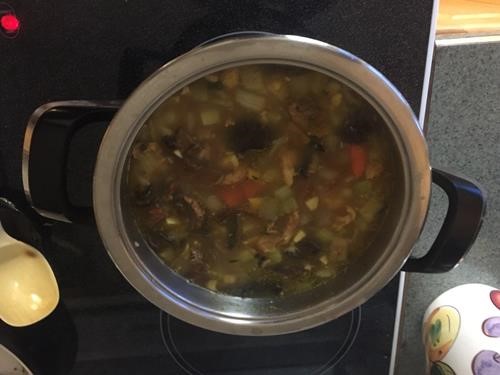 An excellent full meal deal, made for under $2.00 per serving. Biulds inner warmth.