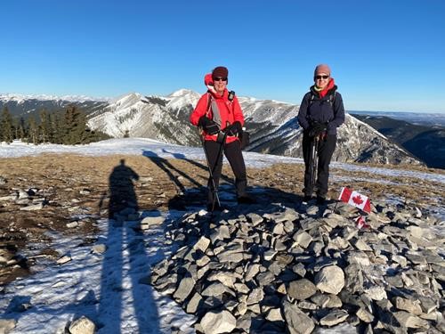 The usual summit shot, although with the flag much reduced in size