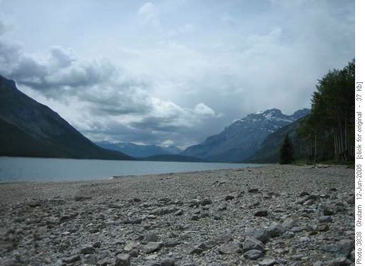Lake Minnewanka Beach