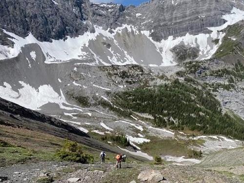 The route to the ridge is soooooo steep
