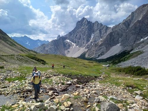 In the upper Piper creek valley