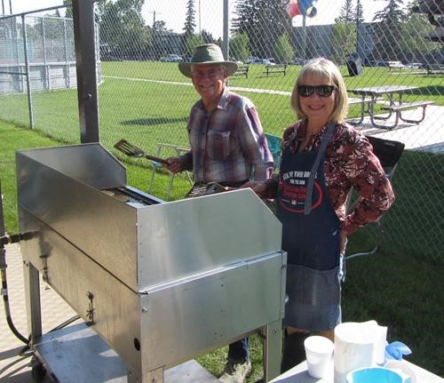 {280 las jam} & {206 Barb mit} on pancake cooking duty