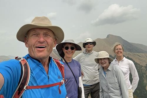 Carl, Ingrid, Gary, Irene and Carolyn at "InstaGram Point" (Mt Alderson in bkg)
