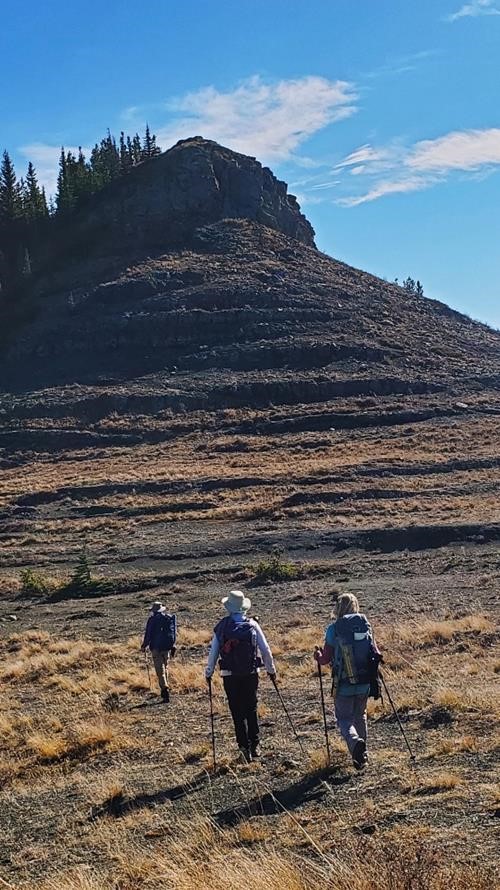 Approaching South Volcano ridge knoll