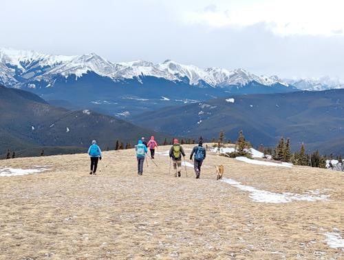 Heading off the ridge for a well-earned lunch break.