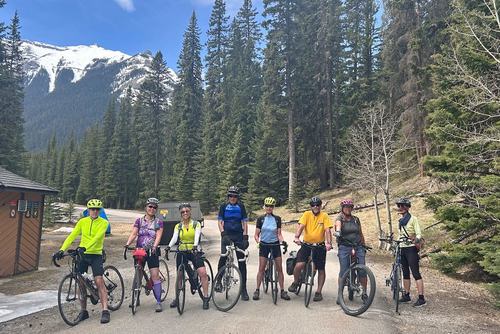 Damian, Suzy, Cathy, Bob, Inge, Brian, Kim and Yolande ready to head back from Bluerock