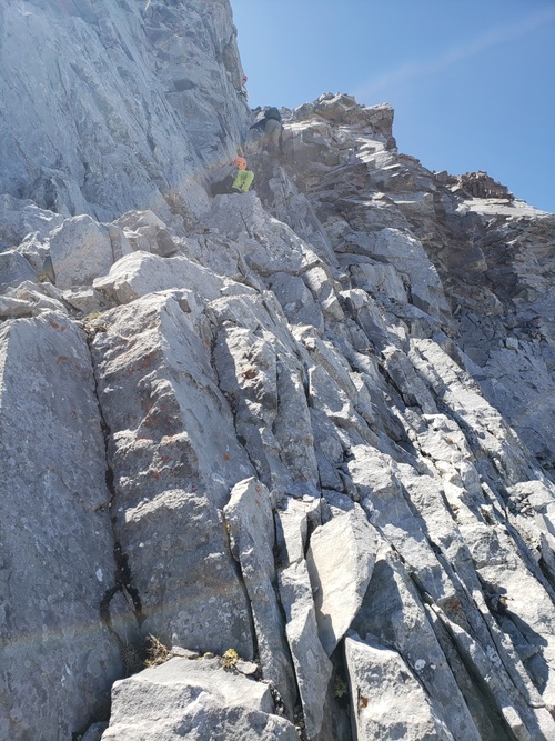 The chimney scramble to gain the summit