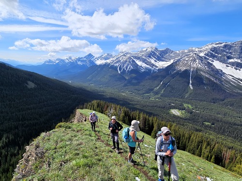 Hiking the lower section of the ridge