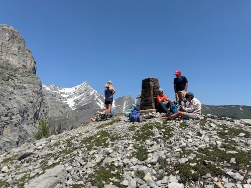 Relaxed lunch at the Memorial. A cool breeze allowed us to linger.