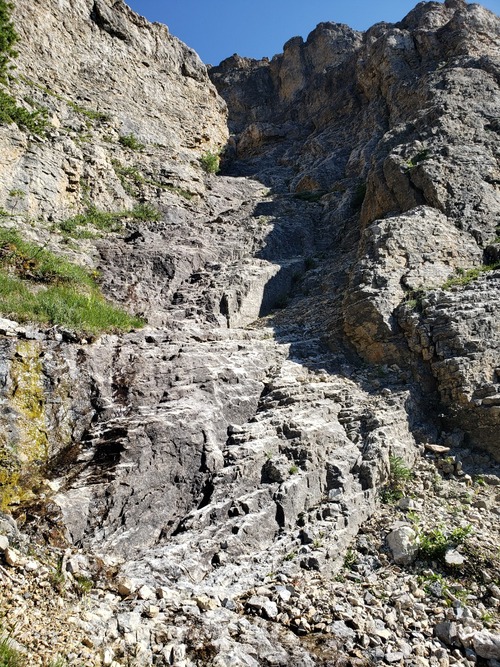 The water fall (mostly dry on this day) in the more easterly gulley. This break in the lower cliff band provides access to the slopes above it.