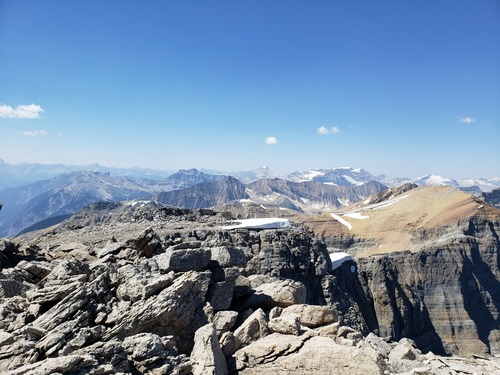 Mount Carnarvon and the Presidents from the summit of Mount Bosworth.