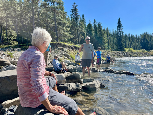 Post-hike feet cooldown in Cataract Creek